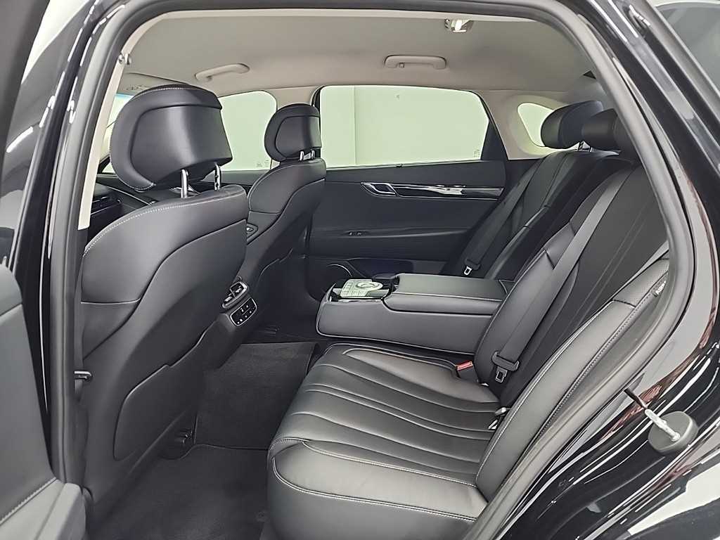 Genesis G80 - Vista 12