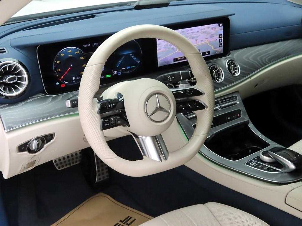 Mercedes Benz E class - Vista 6