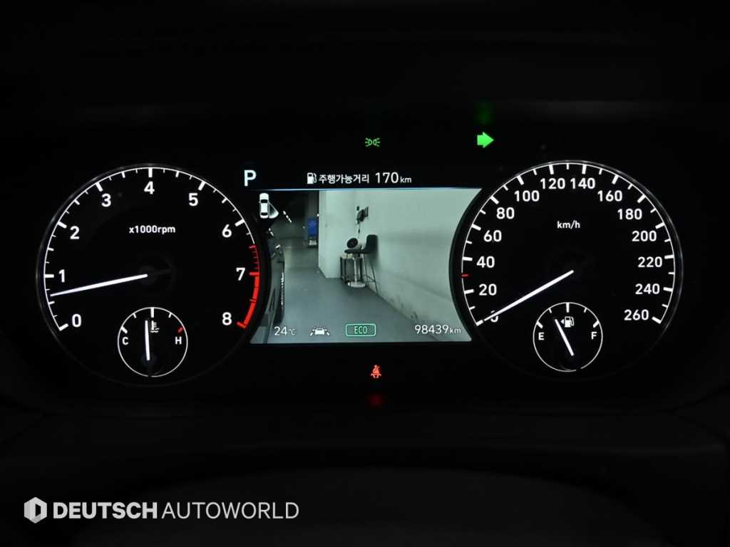 Genesis G90 - Vista 8