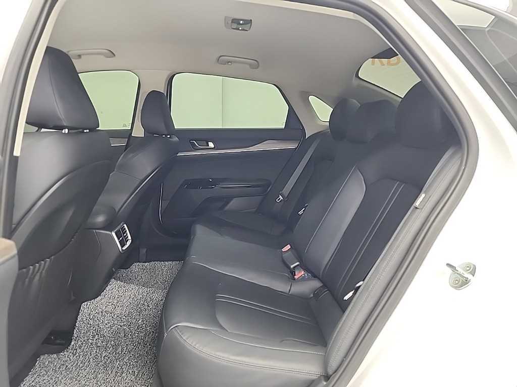 KIA K5 - Vista 12