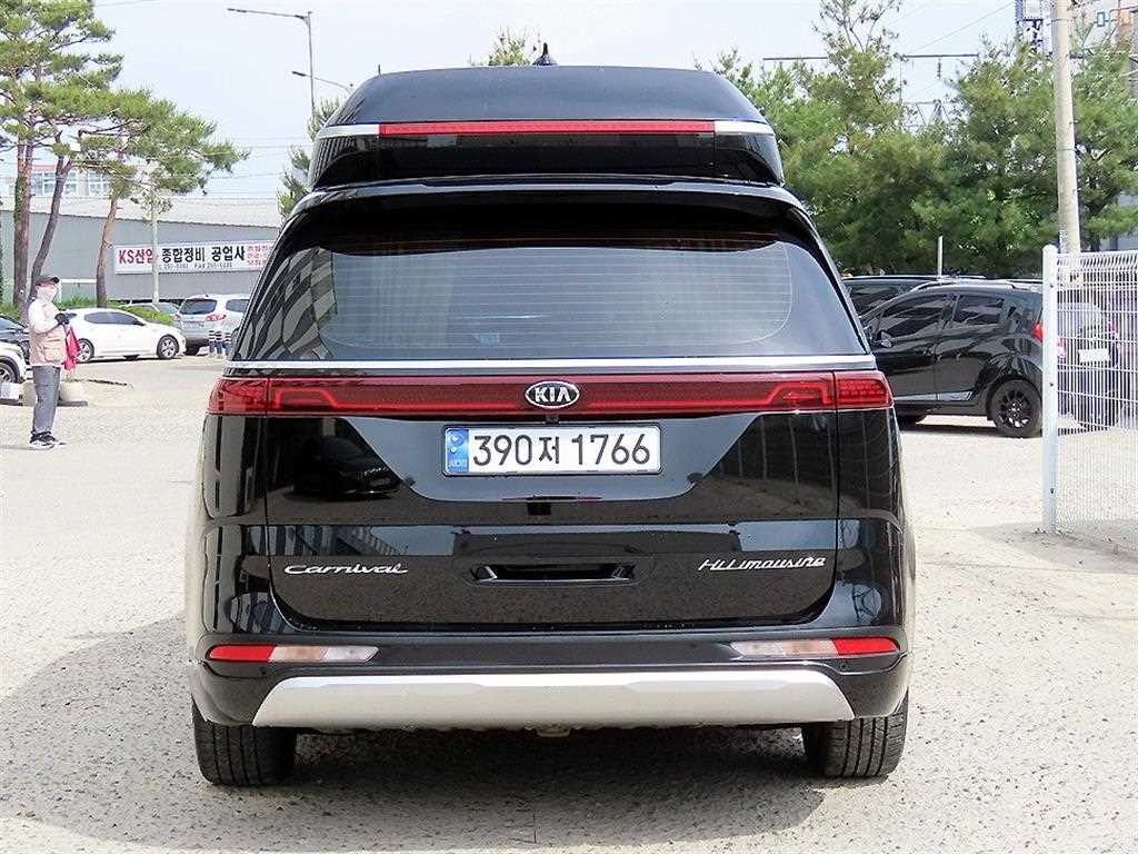 KIA Carnival - Vista 4