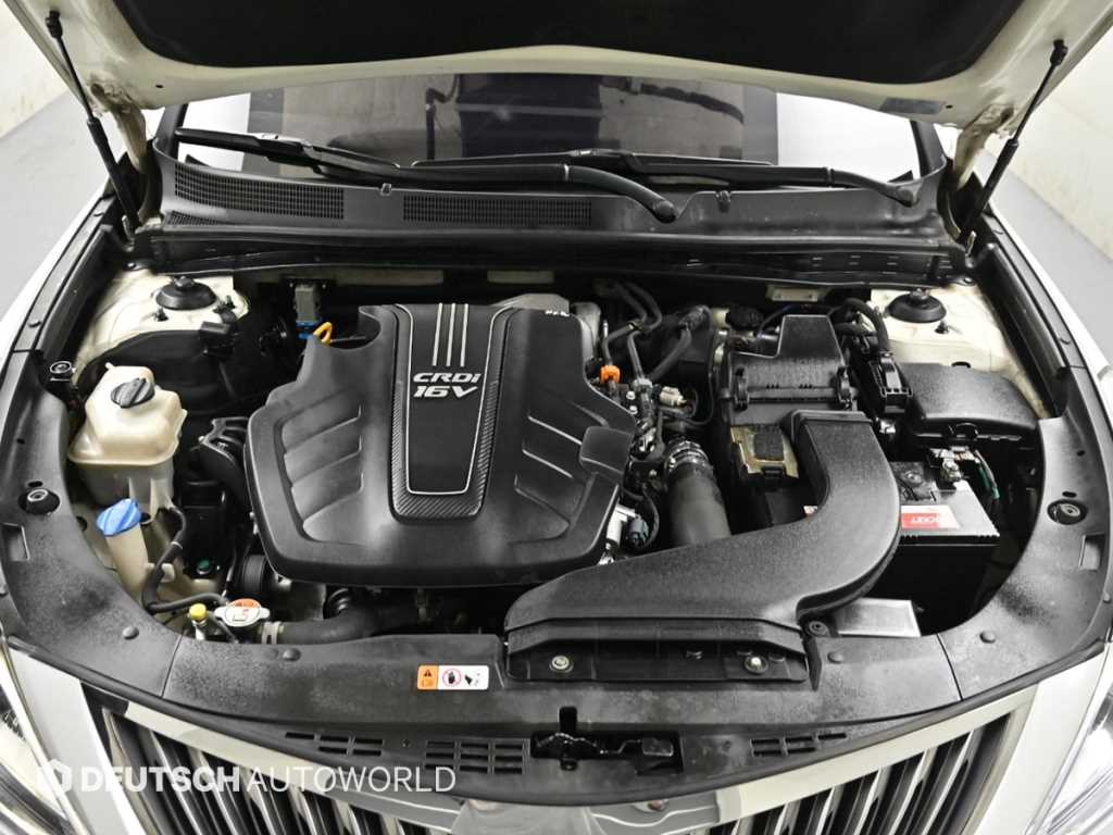 HYUNDAI Grandeur - Vista 6