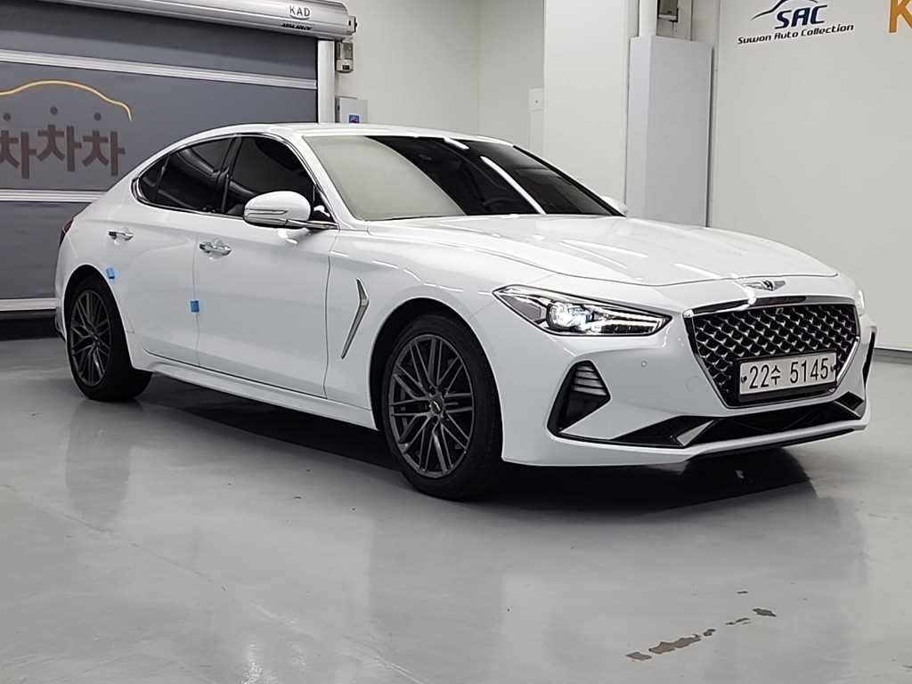 Genesis G70 - Vista 4