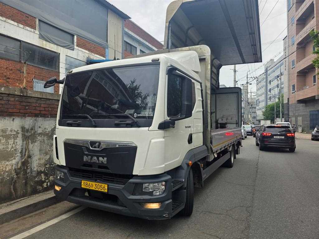 medium and large cargo truck - Vista 10