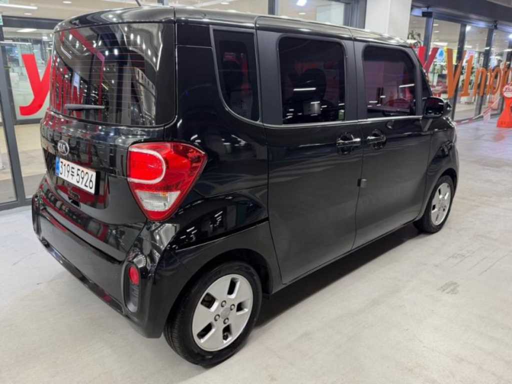 KIA Ray - Vista 4