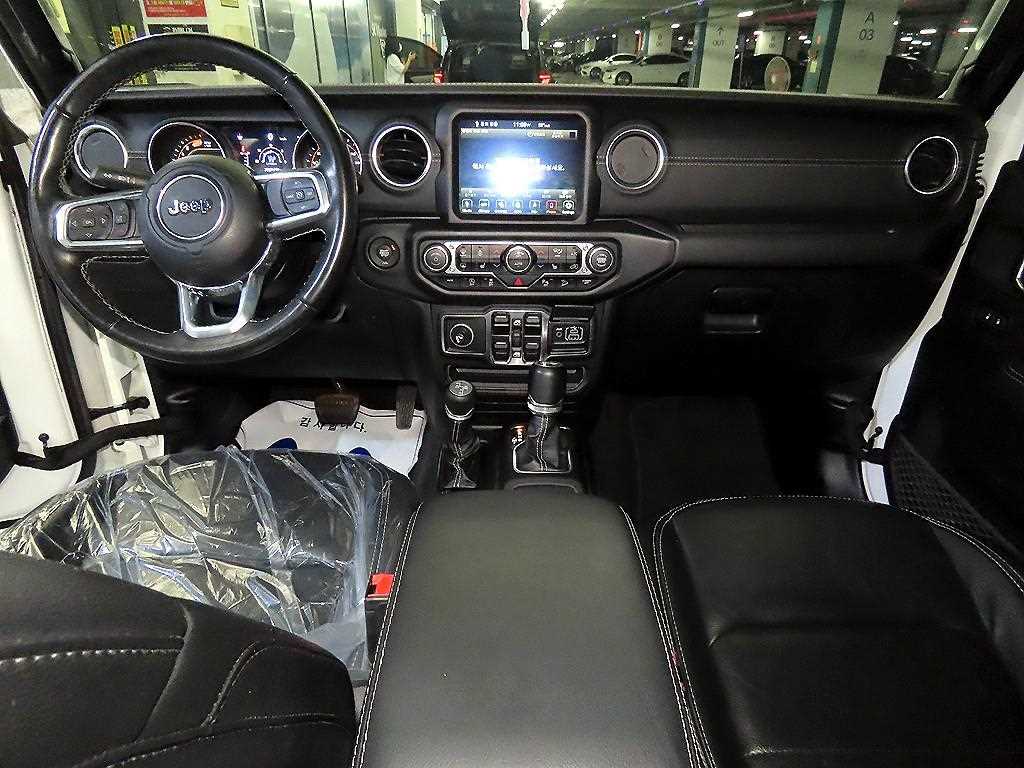 Jeep Wrangler - Vista 10