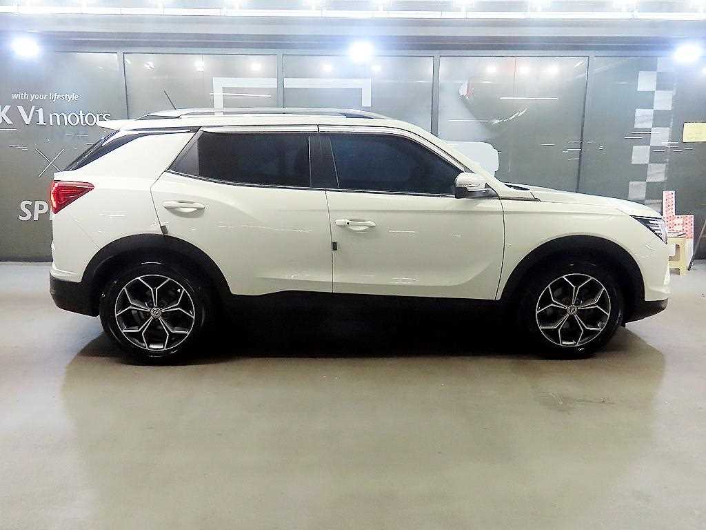 Ssangyong Korando - Vista 3