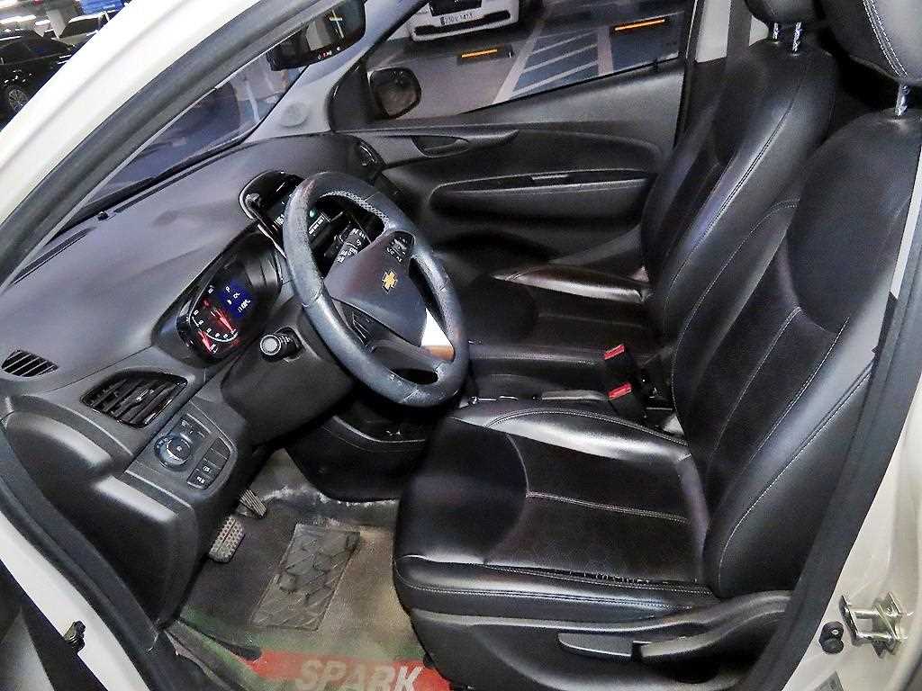Chevrolet Spark - Vista 6