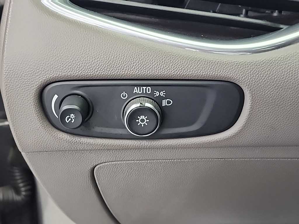 Chevrolet Malibu 2017 Gris - Importación desde Corea - HF Imports Iquique - Foto 19