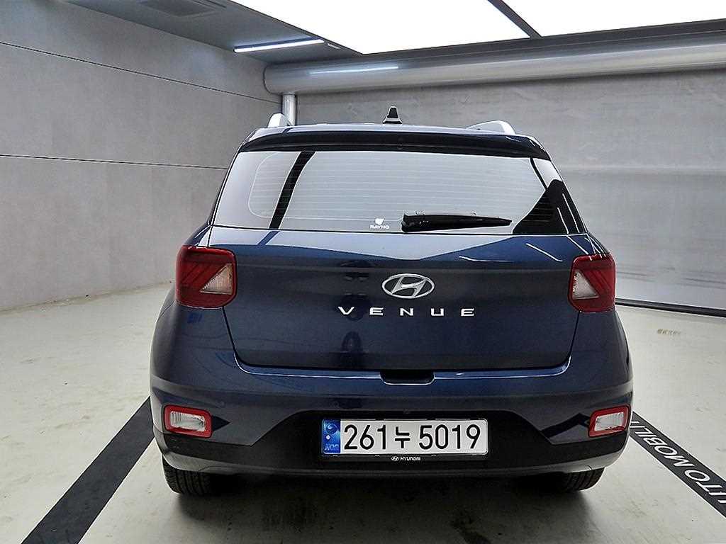 HYUNDAI Venue - Vista 3