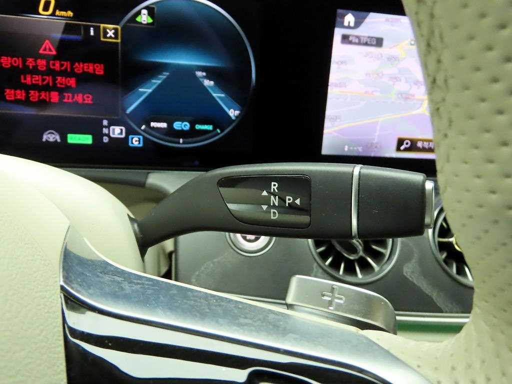 Mercedes Benz E class - Vista 9