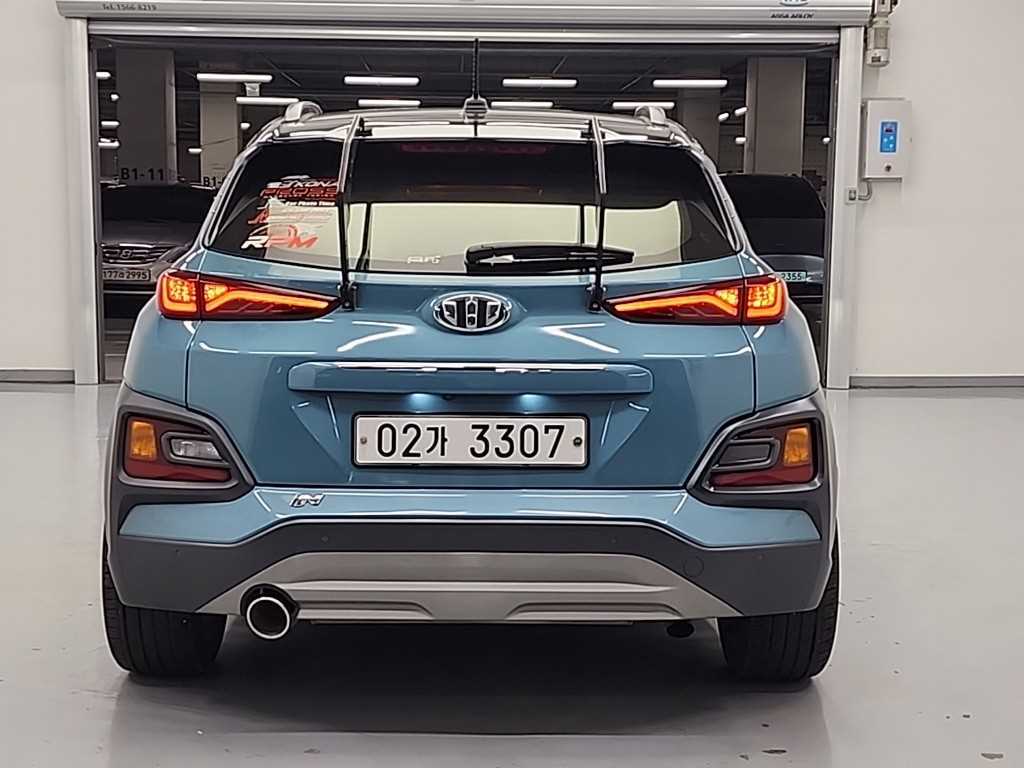 HYUNDAI Kona - Vista 3