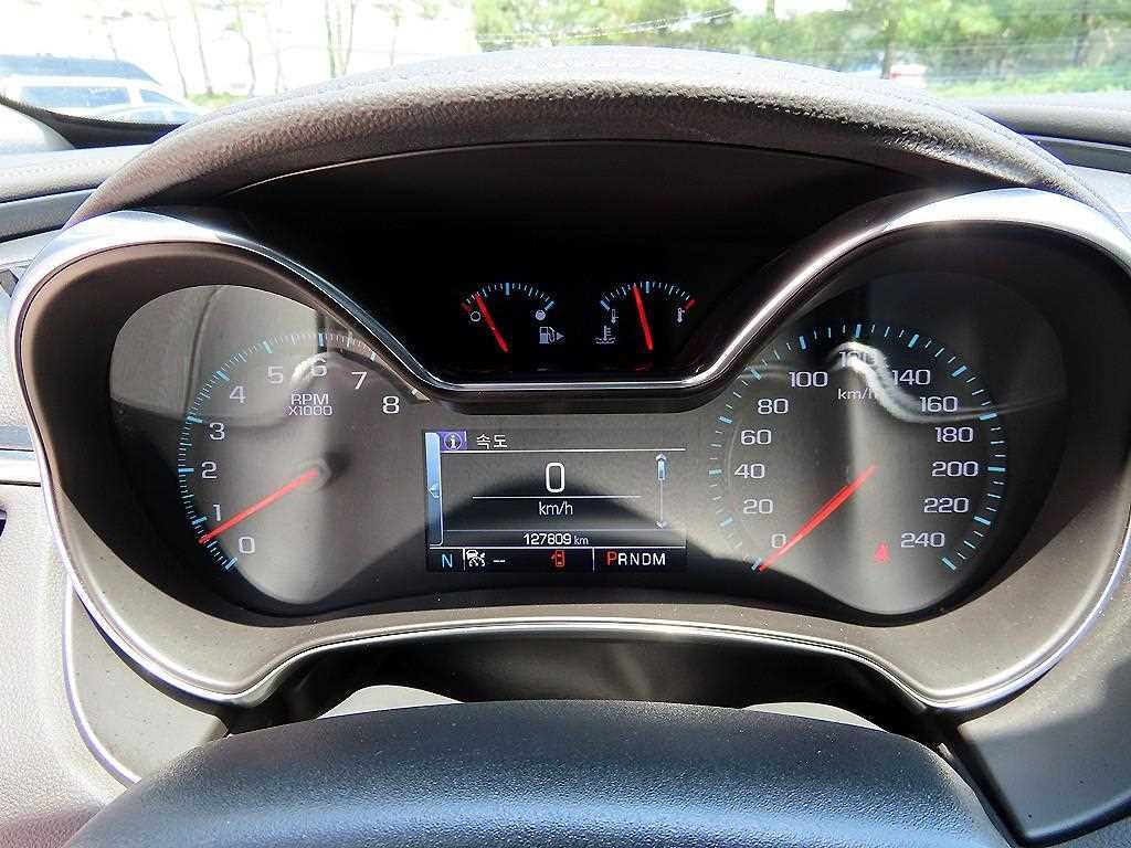 Chevrolet Impala - Vista 9