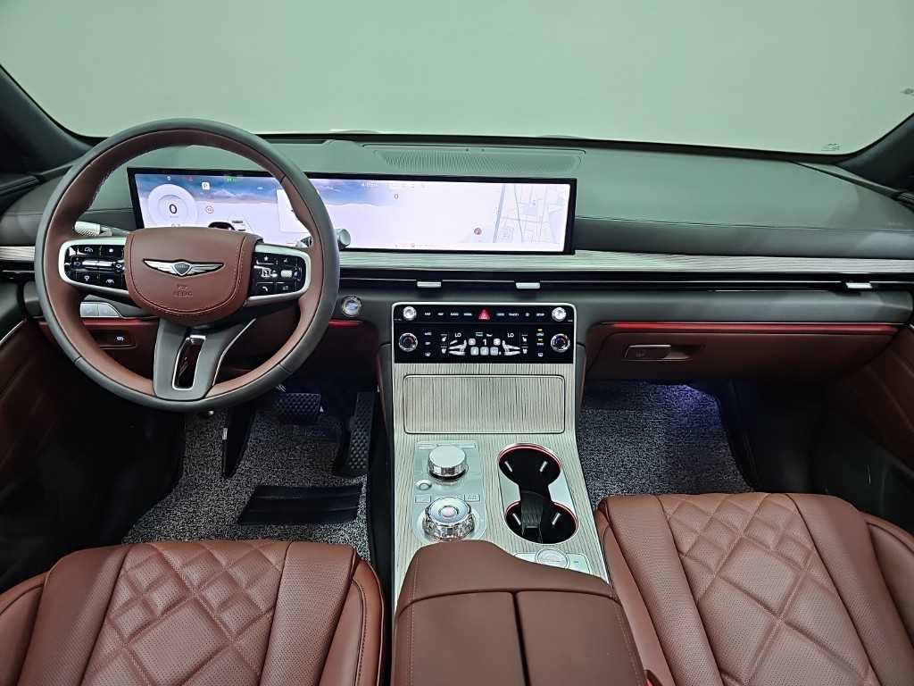 Genesis GV80 - Vista 7