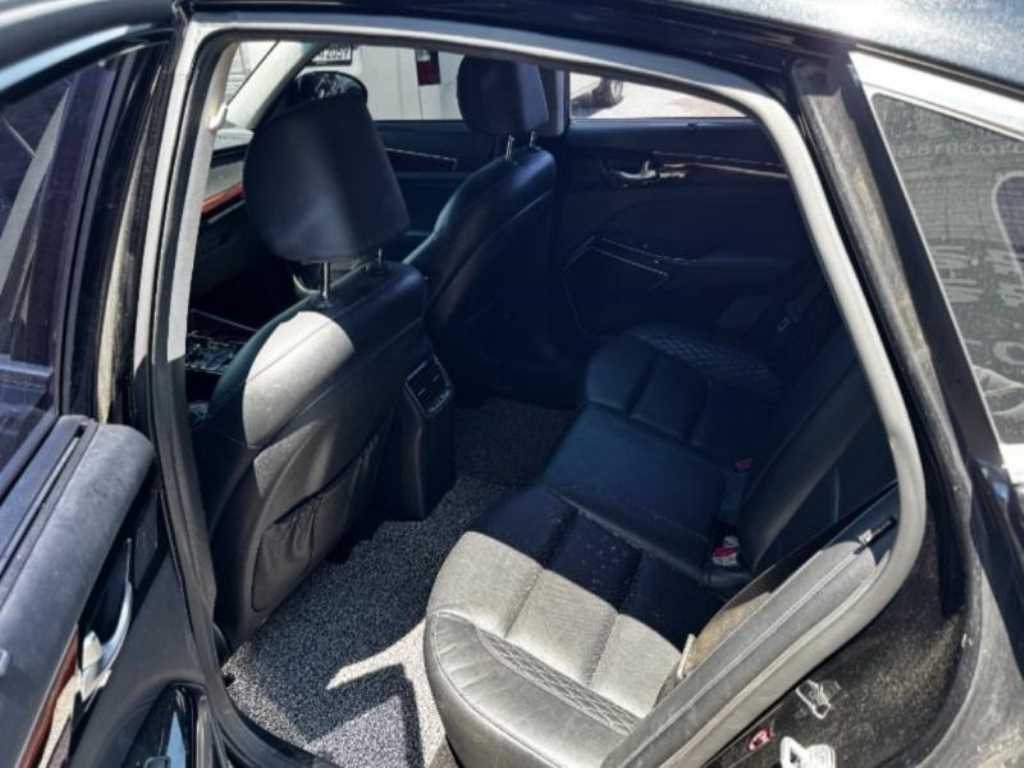 KIA K7 2016 Negro - Importación desde Corea - HF Imports Iquique - Foto 16