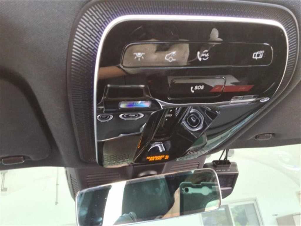 Mercedes Benz C Class - Vista 8