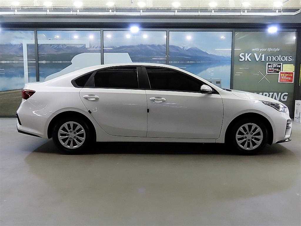 KIA K3 - Vista 3