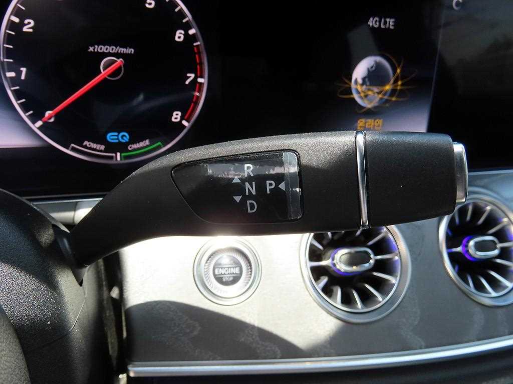 Mercedes Benz CLS Class - Vista 11