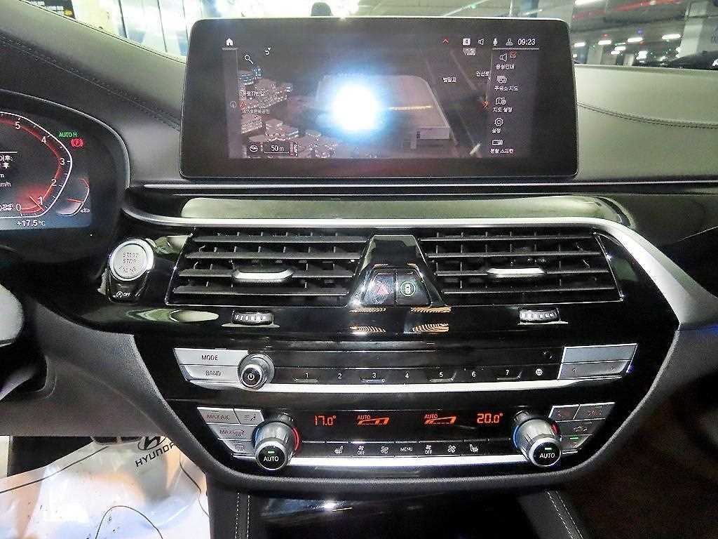 BMW 5 Series - Vista 11