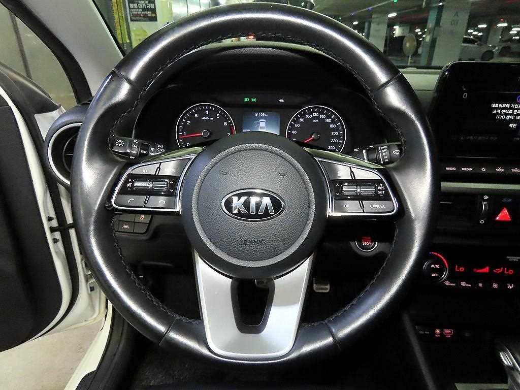 KIA K3 - Vista 8