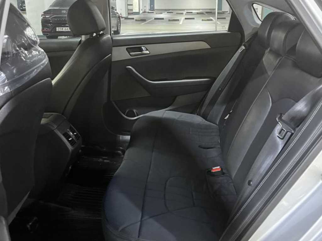 HYUNDAI Sonata - Vista 6