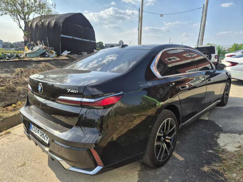 BMW 7 Series - Vista 6
