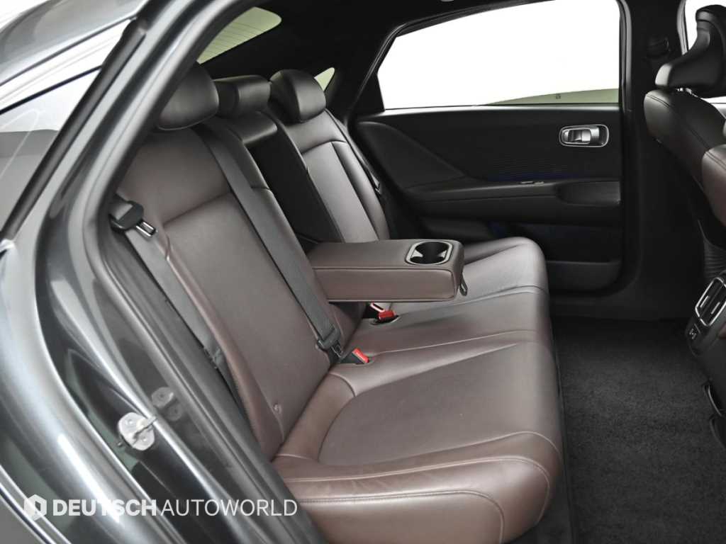HYUNDAI Ioniq 6 - Vista 12