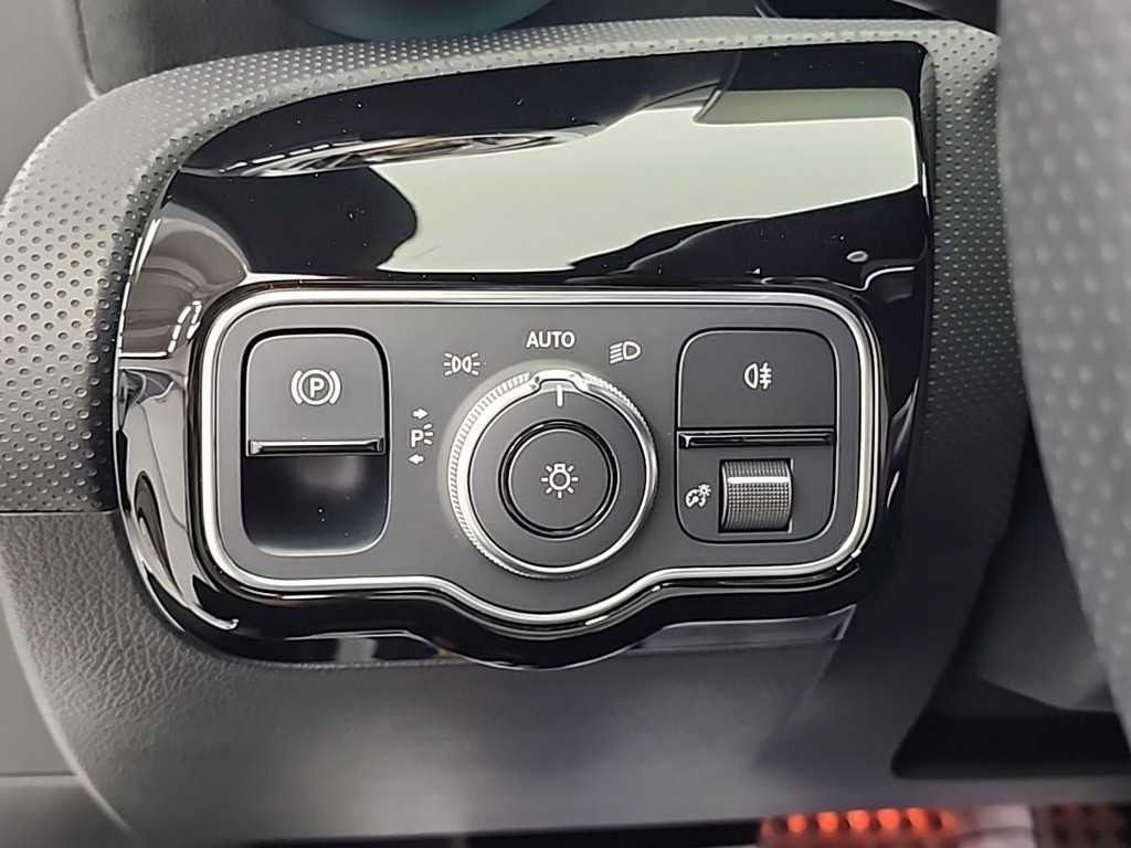 Mercedes Benz A Class 2021 Blanco - Importación desde Corea - HF Imports Iquique - Foto 18