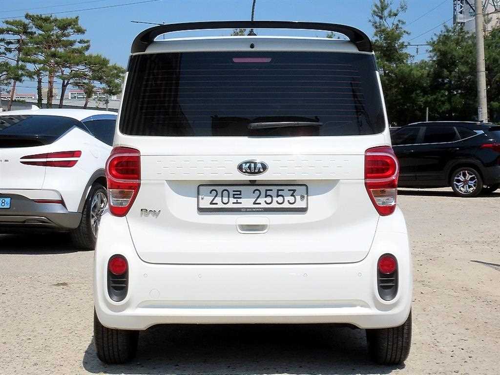 KIA Ray - Vista 4