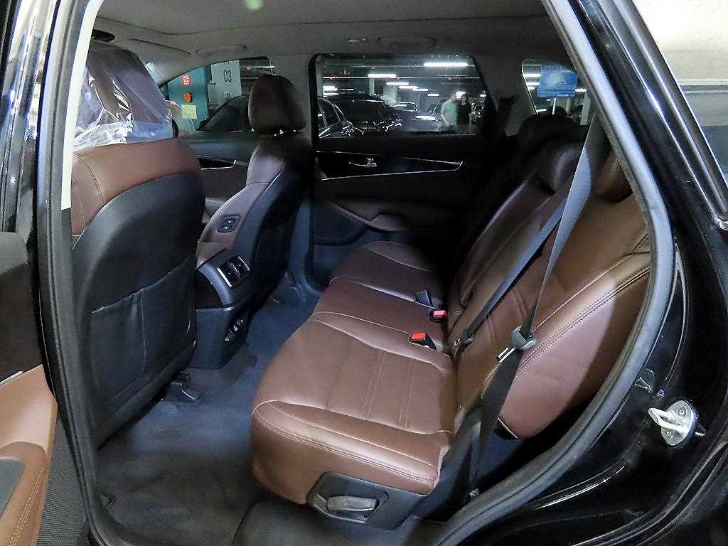 KIA Sorento - Vista 7