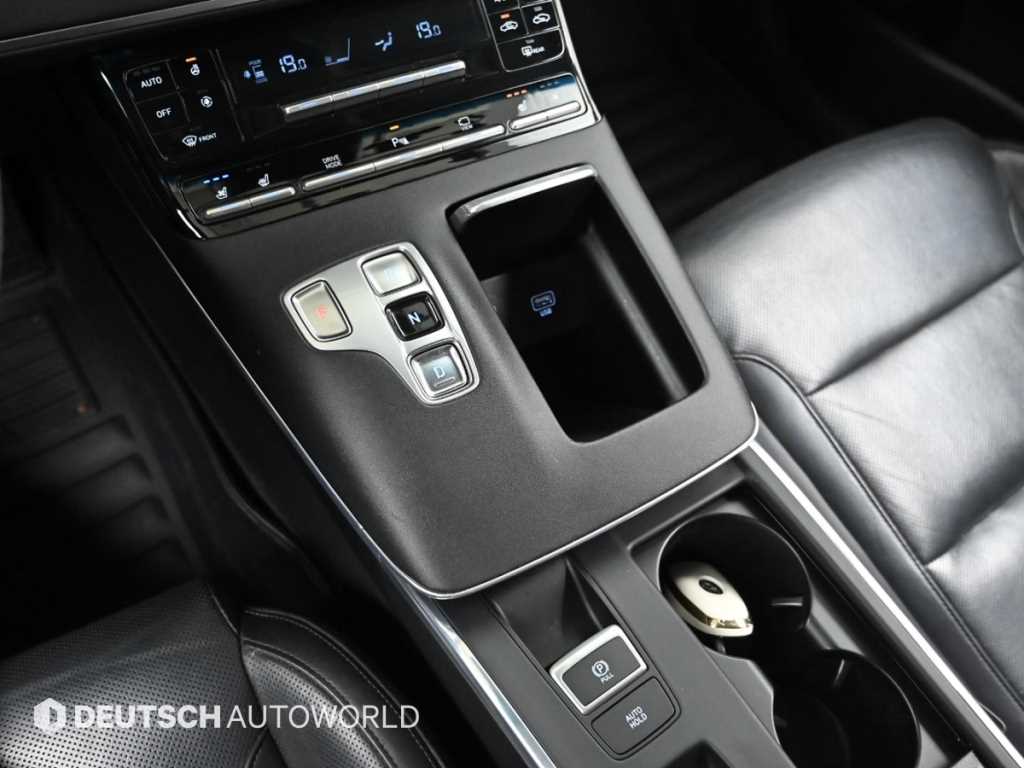 HYUNDAI Grandeur - Vista 9