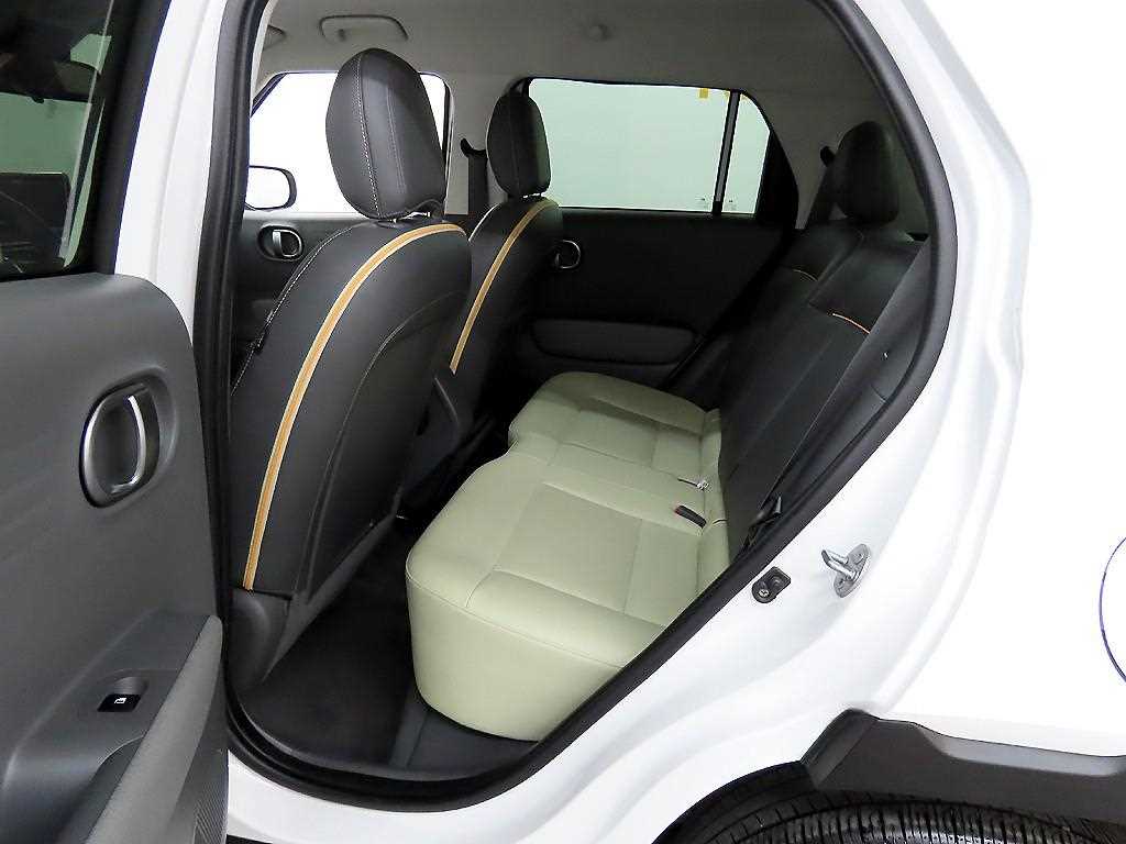 HYUNDAI Casper - Vista 6