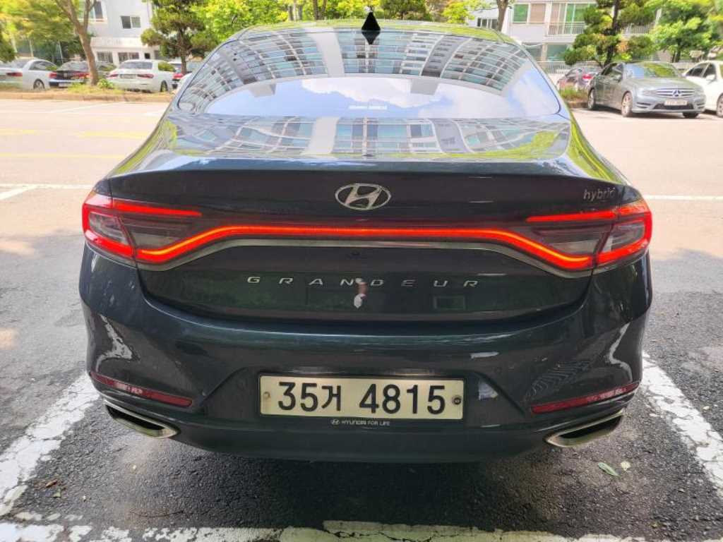 HYUNDAI Grandeur - Vista 2