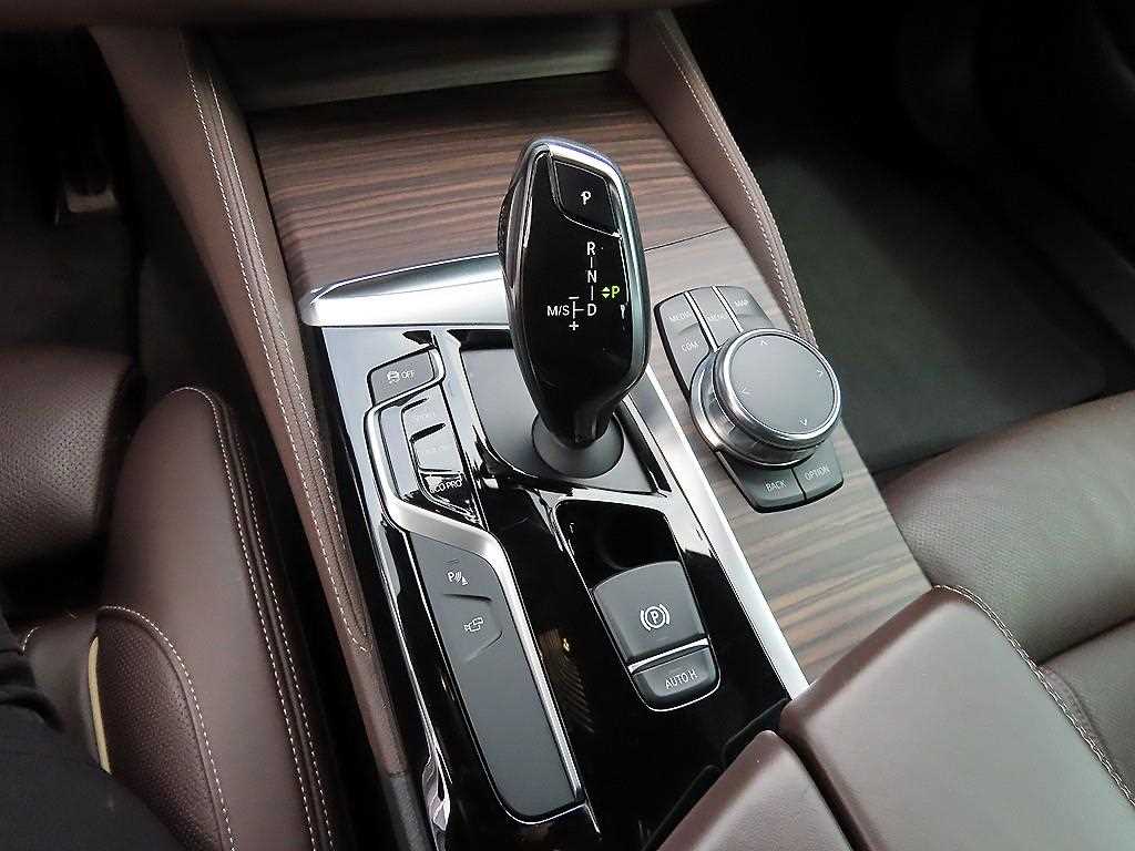 BMW 5 Series - Vista 11