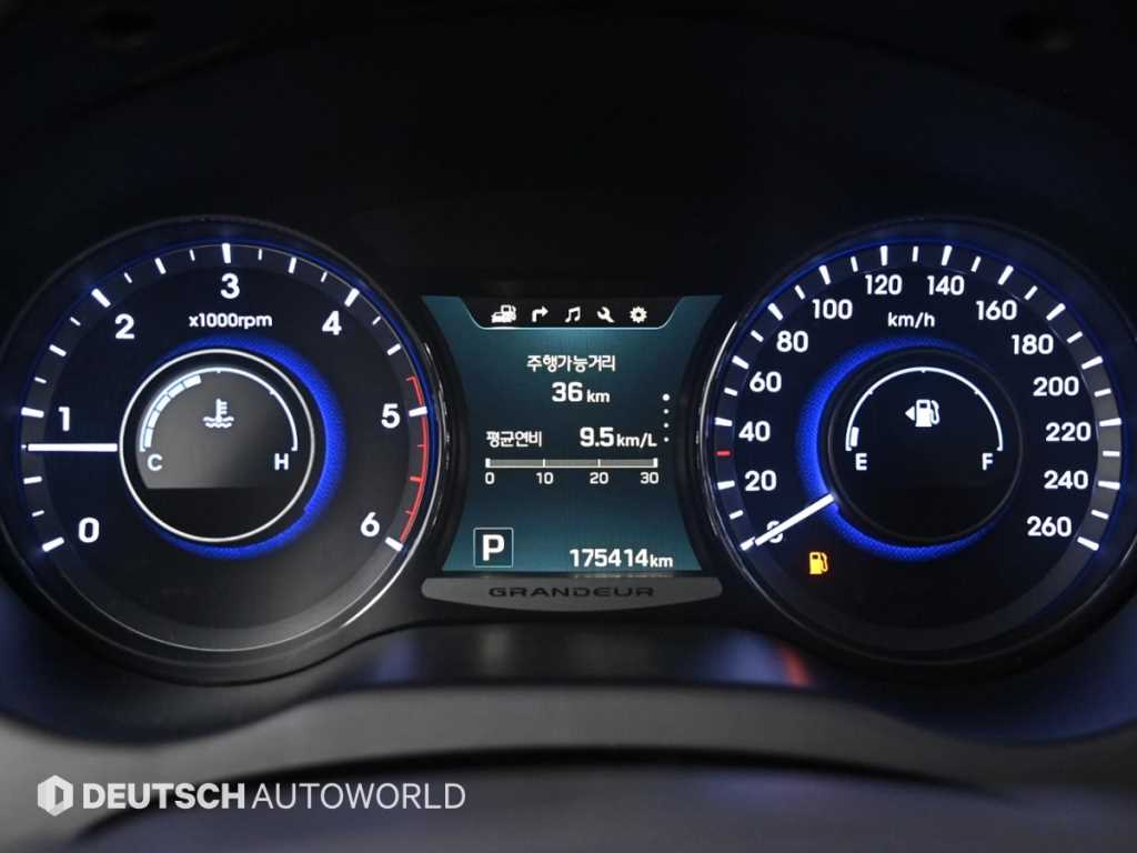HYUNDAI Grandeur - Vista 8