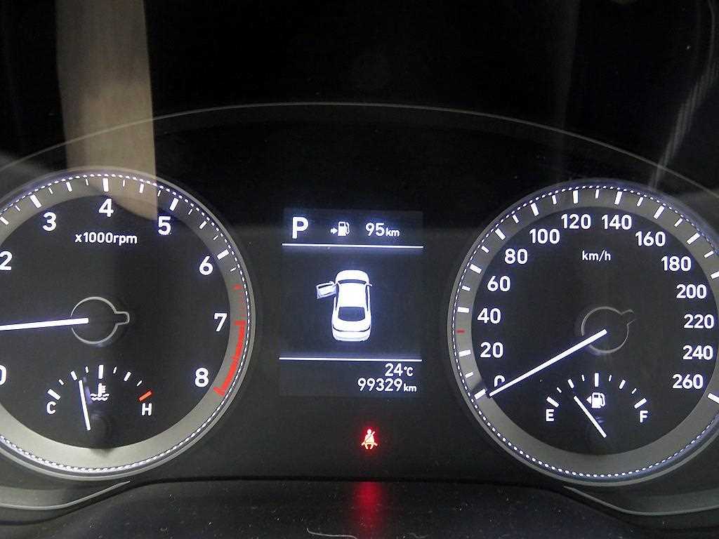HYUNDAI Grandeur 2018 Rojo - Importación desde Corea - HF Imports Iquique - Foto 13