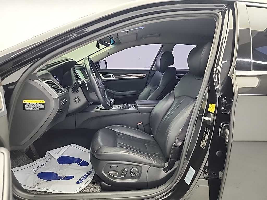 Genesis G80 - Vista 11