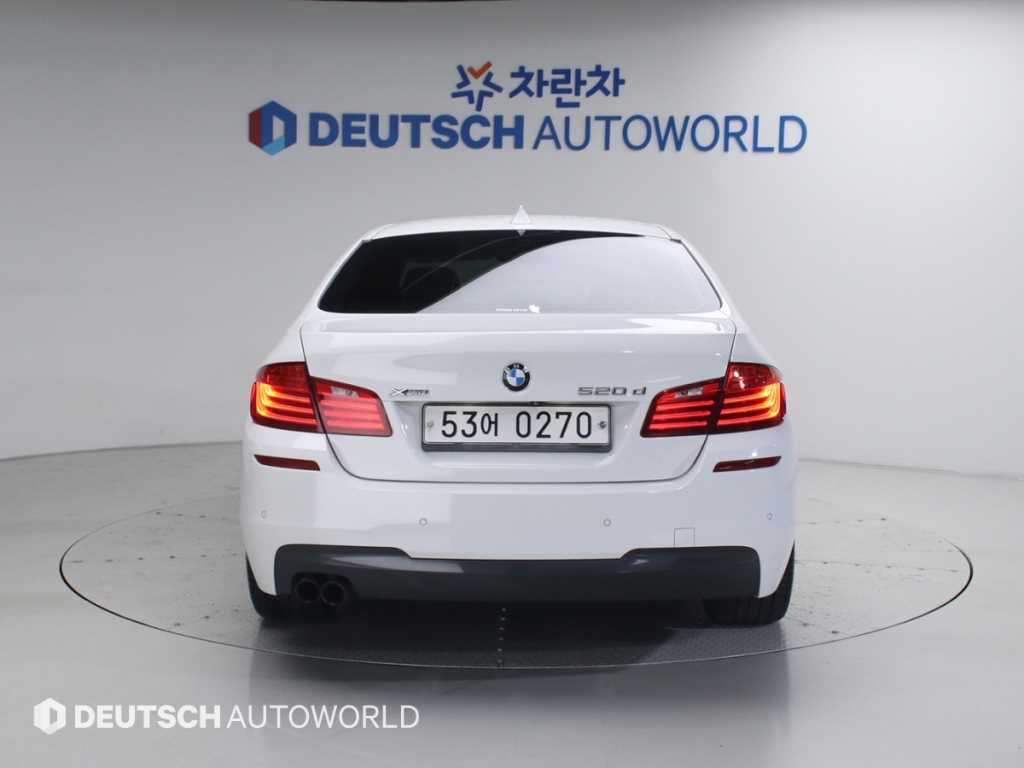 BMW 5 Series - Vista 4