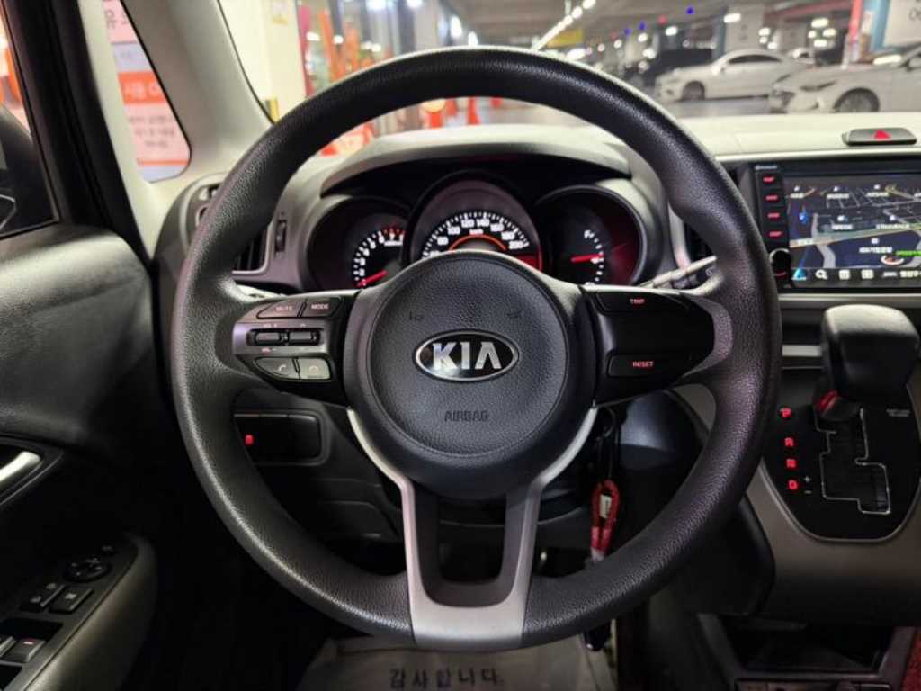 KIA Ray - Vista 8