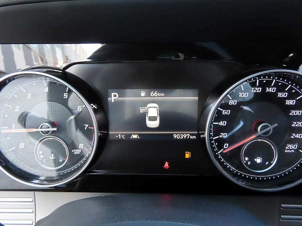 HYUNDAI Grandeur - Vista 9