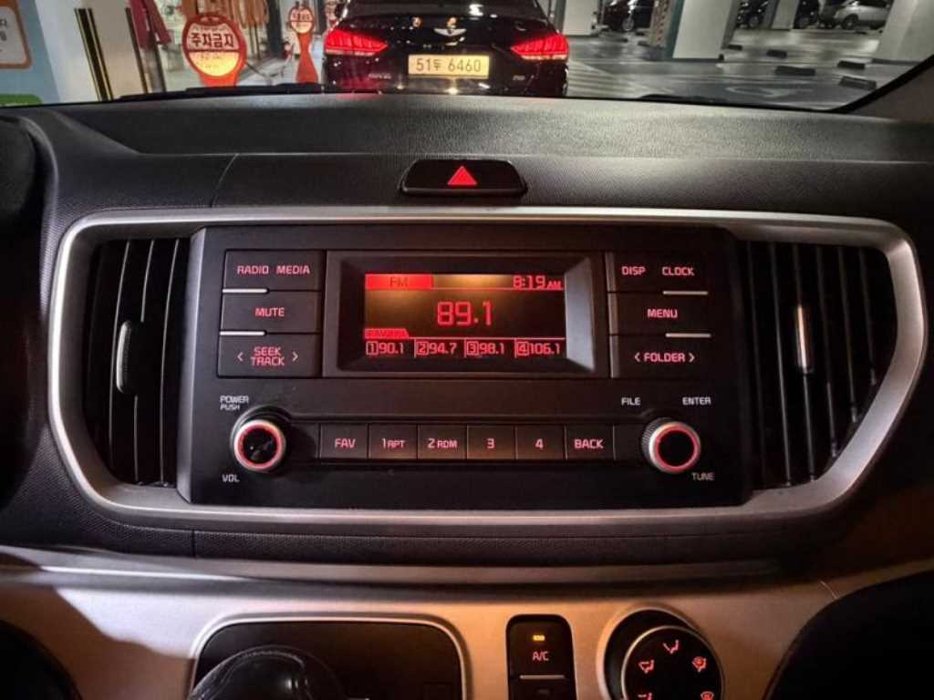 KIA Ray - Vista 10
