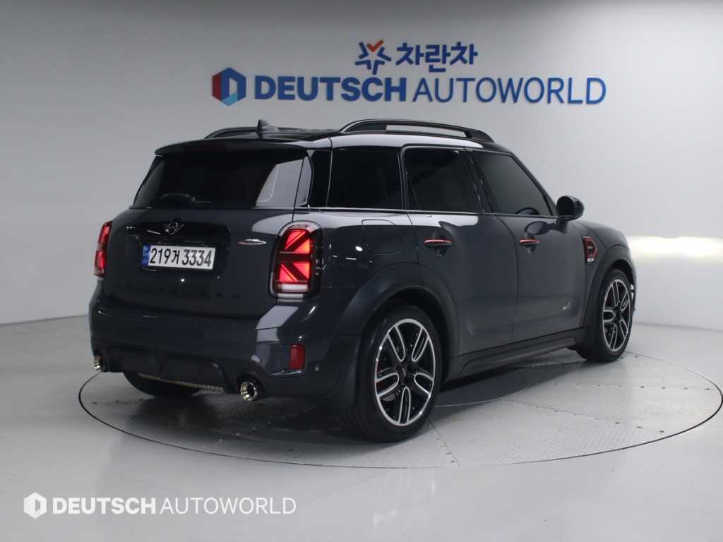 Mini Countryman - Vista 4