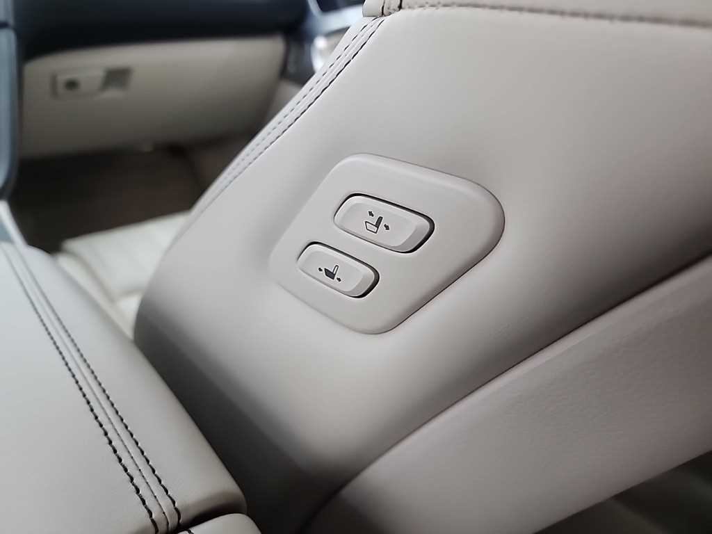 Genesis G70 2018 Blanco - Importación desde Corea - HF Imports Iquique - Foto 14