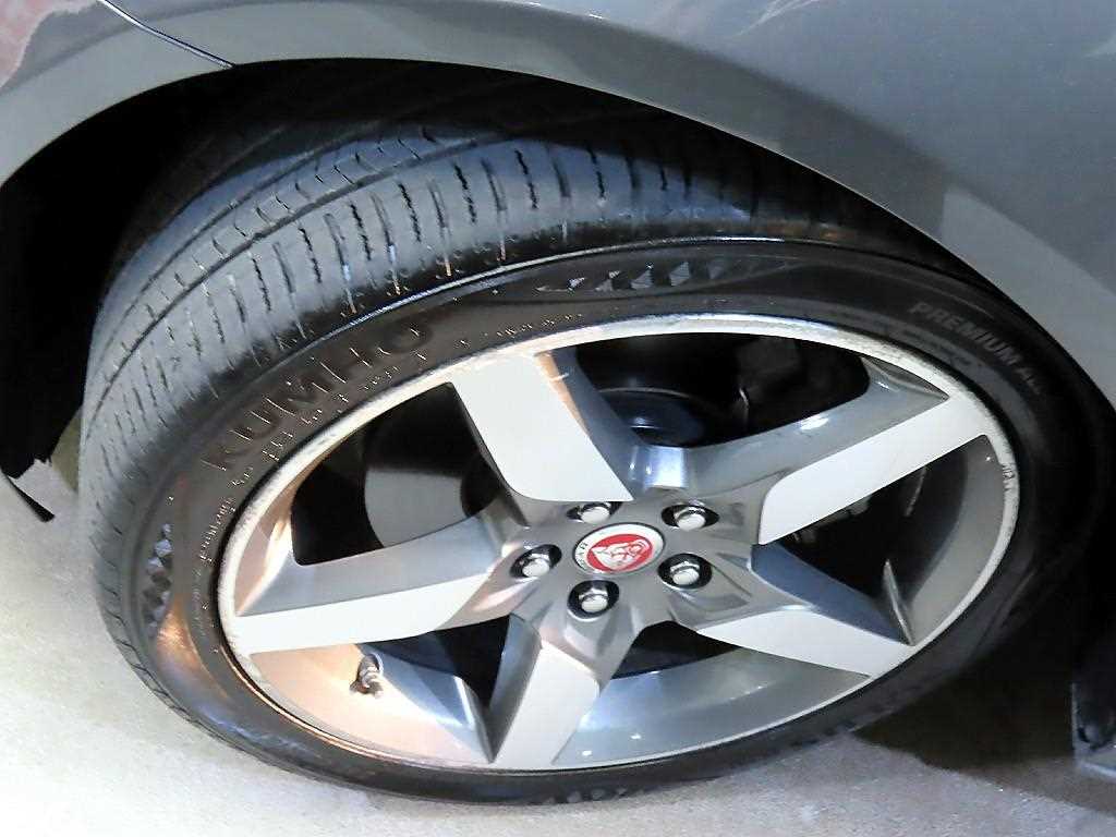 Jaguar XE 2018 Gris - Importación desde Corea - HF Imports Iquique - Foto 20