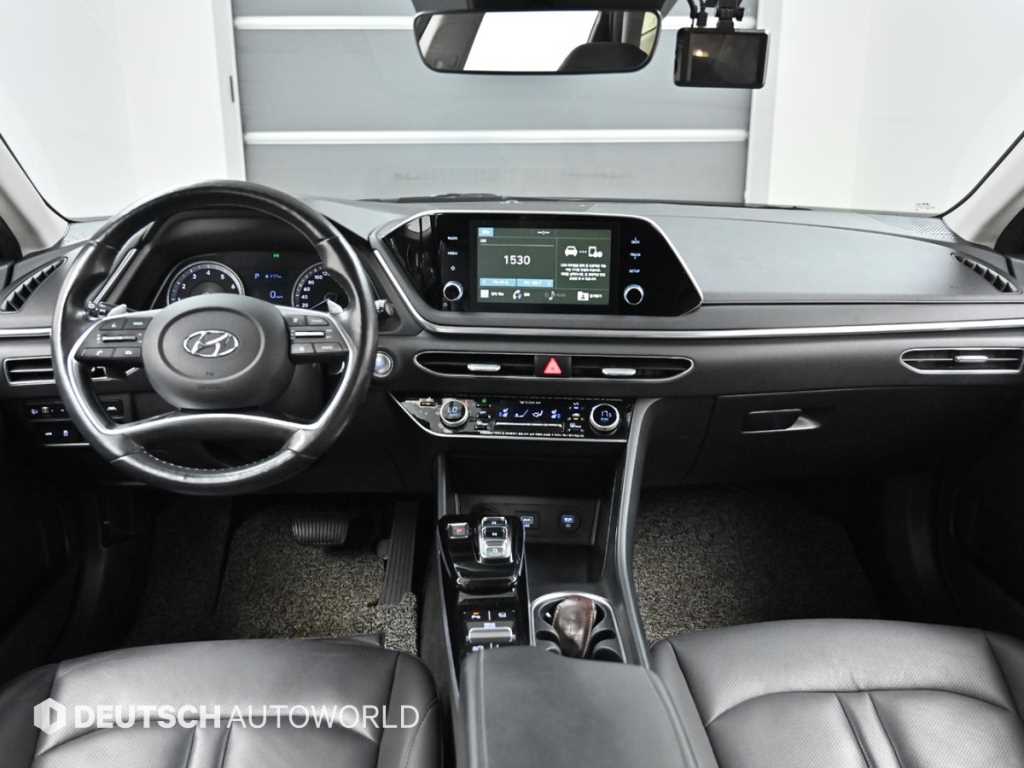 HYUNDAI Sonata - Vista 7