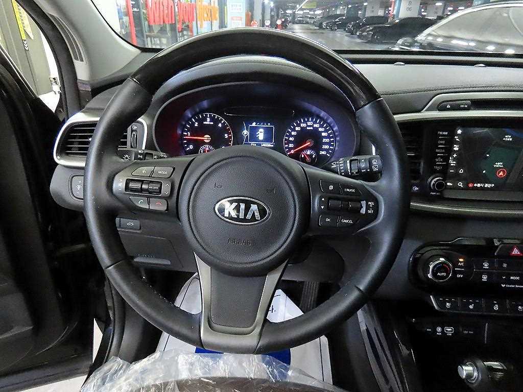 KIA Sorento - Vista 8