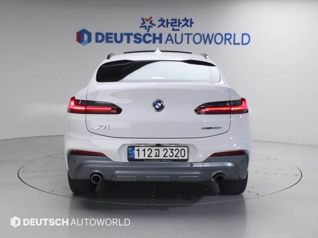 BMW X4 - Vista 3