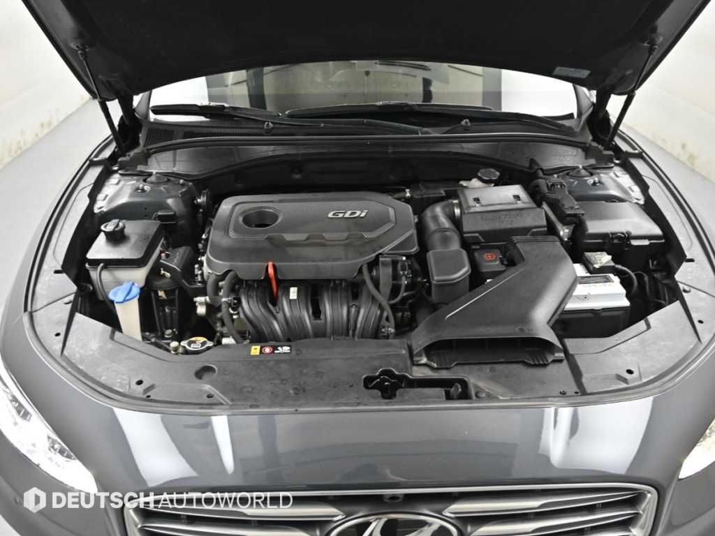 HYUNDAI Grandeur - Vista 7