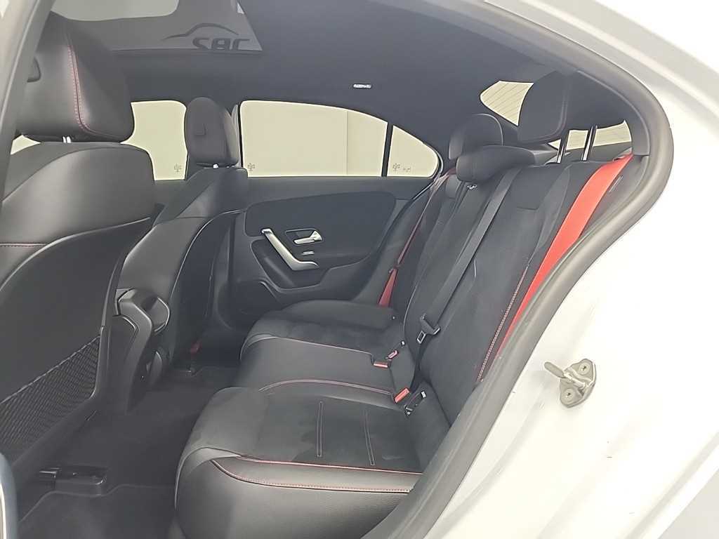 Mercedes Benz A Class - Vista 12
