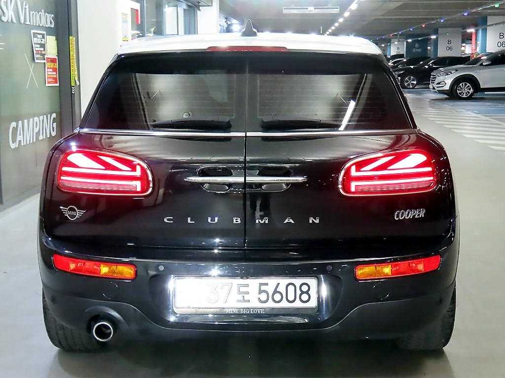 Mini Clubman - Vista 5